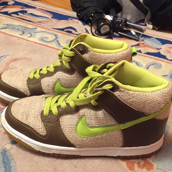 lime green nike dunk